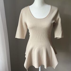 New York & Company Women’s Tan Short Sleeved Top Size Small